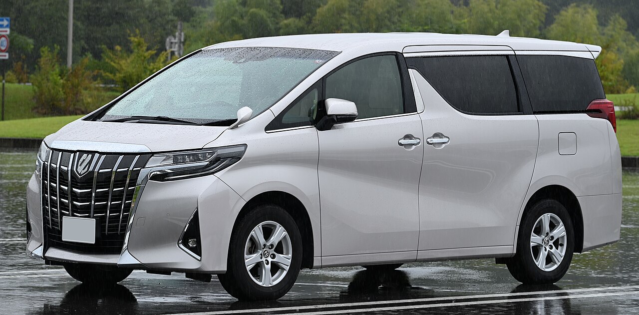 Toyota Alphard 实拍参考 MPV,用于 Alphard 30z 舒适车型偏好说明