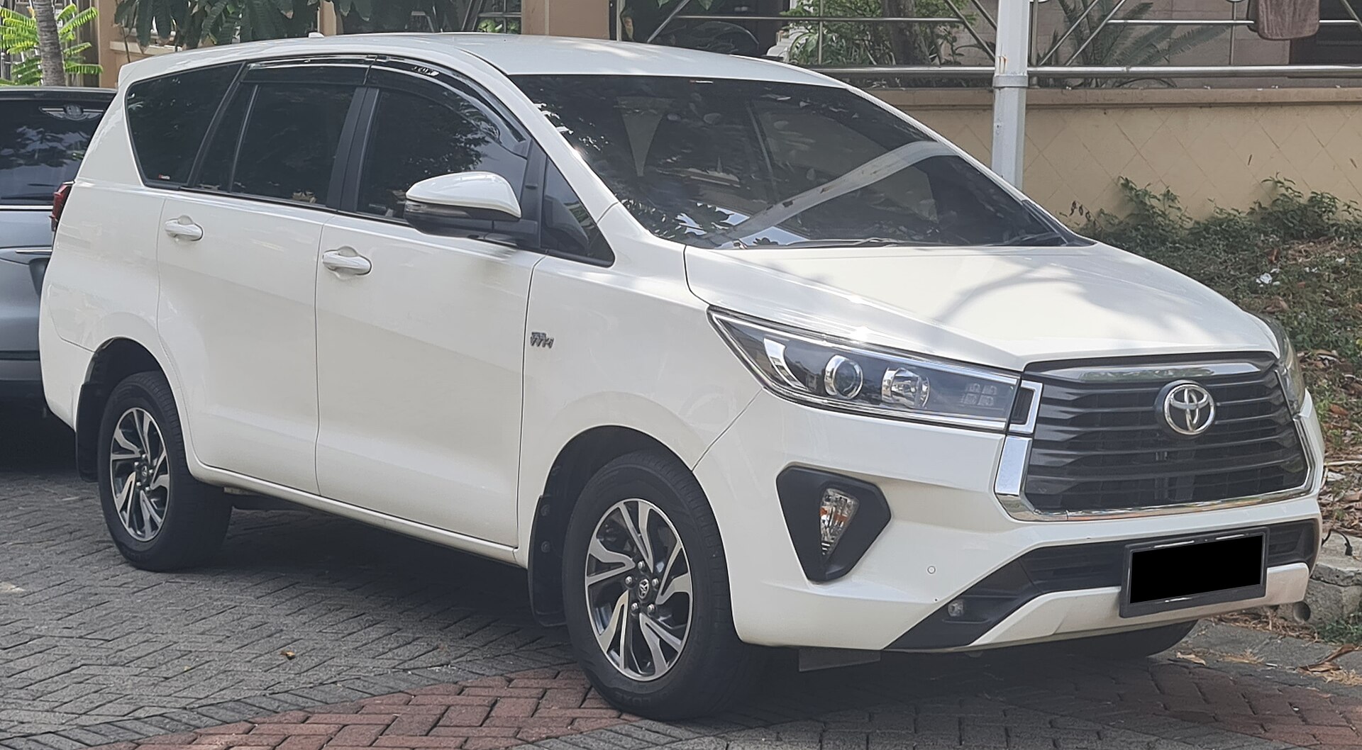 Toyota Innova 实拍参考车,用于新加坡去马来西亚包车车型说明